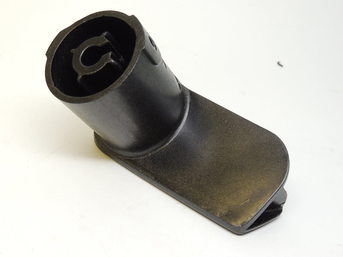 20745996 Volvo VNL Side Panel Angled Bracket LH, 2004-2014 - 20745996 – Parts ...